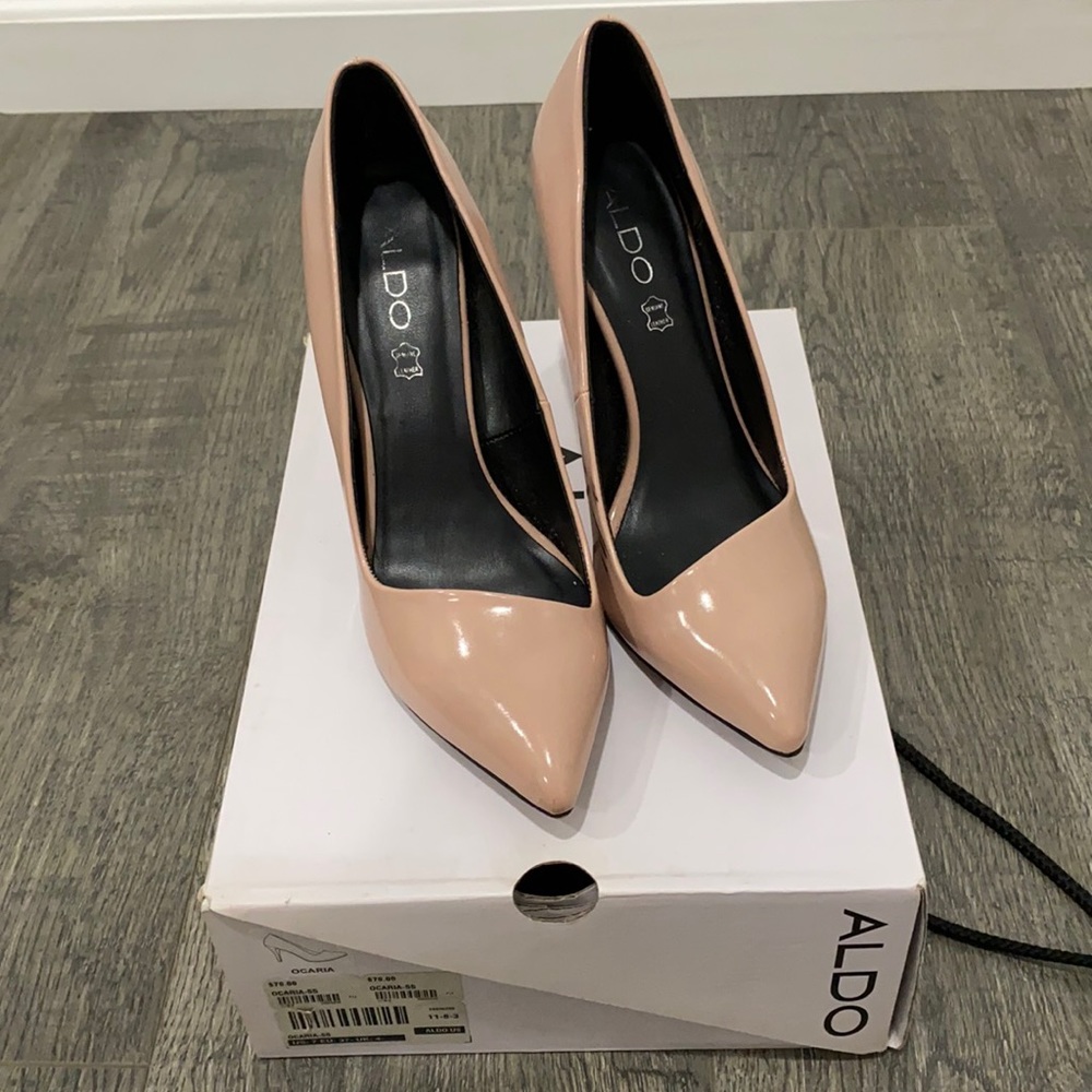 ALDO SIZE 7 PATENT BLUSH PINK HEELS